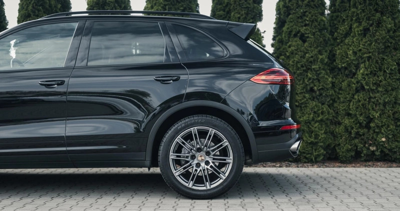 Porsche Cayenne cena 169990 przebieg: 139794, rok produkcji 2015 z Kruszwica małe 781